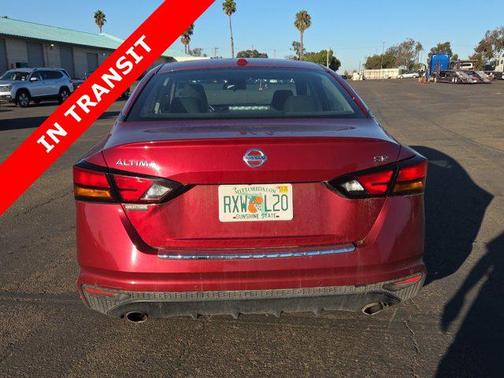 2021 Nissan Altima SR FWD