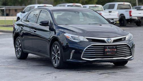 2017 Toyota Avalon XLE