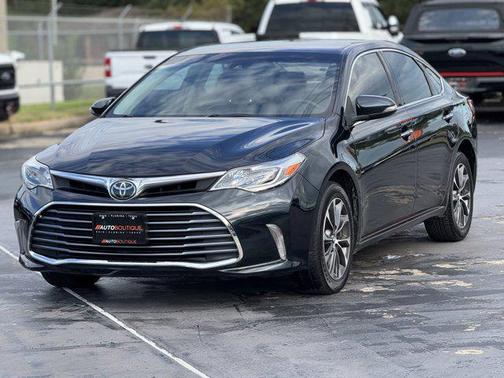 2017 Toyota Avalon XLE