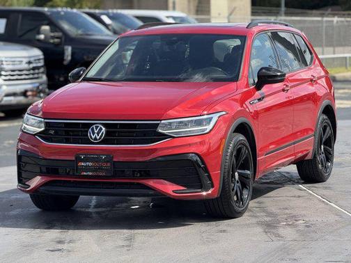2024 Volkswagen Tiguan 2.0T SE R-Line Black