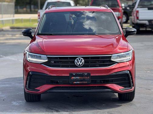 2024 Volkswagen Tiguan 2.0T SE R-Line Black