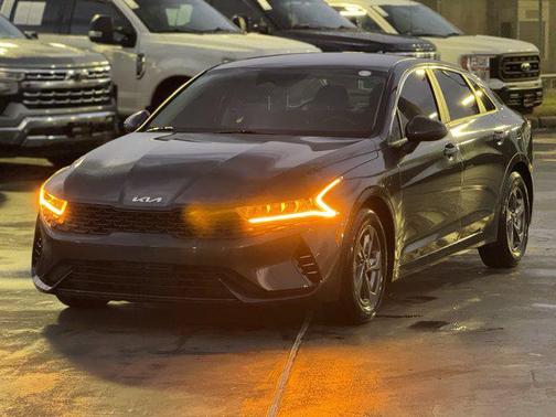 2022 Kia K5 LXS