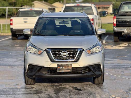 2019 Nissan Kicks SV