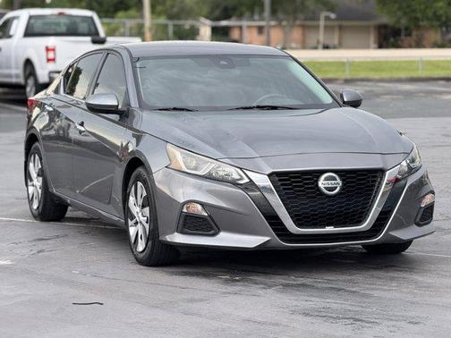 2021 Nissan Altima S FWD