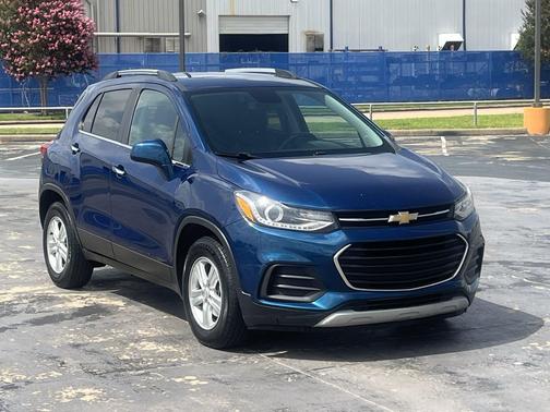 Blue 2019 Chevrolet Trax LT