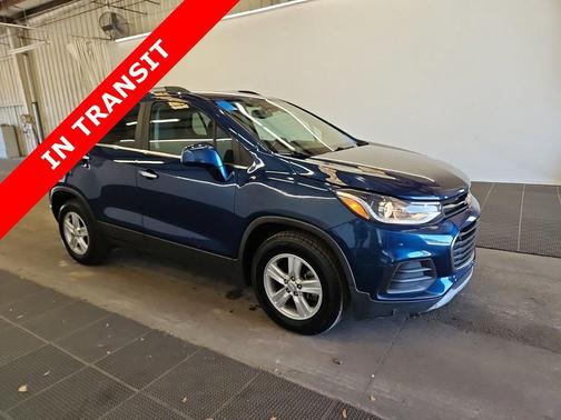 Blue 2019 Chevrolet Trax LT