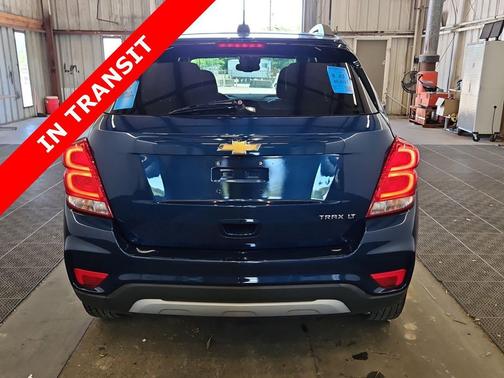 Blue 2019 Chevrolet Trax LT