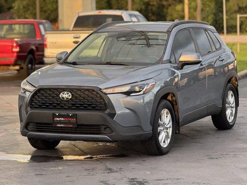 2023 Toyota Corolla Cross LE