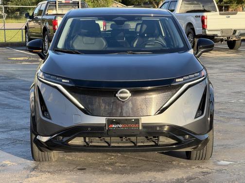 Gray 2023 Nissan ARIYA ENGAGE