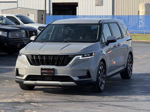 2022 Kia Carnival EX