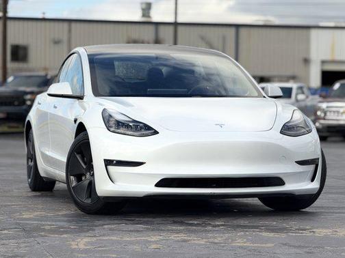2023 Tesla Model 3 Standard Range
