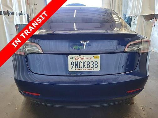 2022 Tesla Model 3 Standard Range