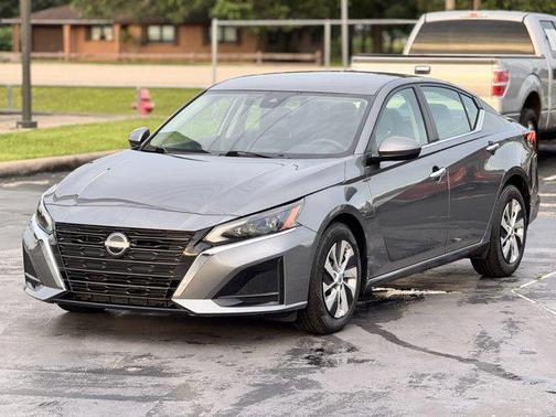 2023 Nissan Altima S FWD