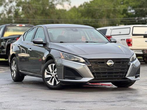 2023 Nissan Altima S FWD