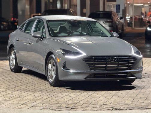 2023 Hyundai SONATA SE