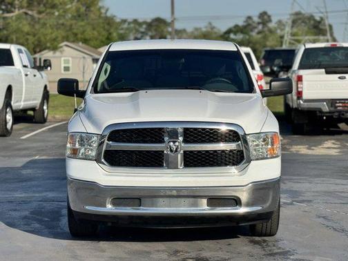 2019 RAM 1500 SLT