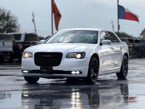 2021 Chrysler 300 S