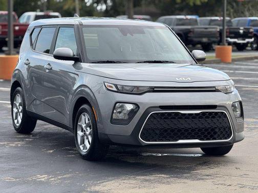 2022 Kia Soul LX