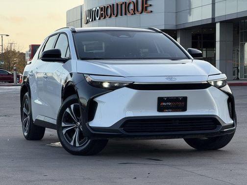 2024 Toyota bZ4X XLE