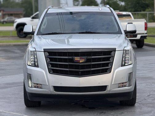 2018 Cadillac Escalade Luxury