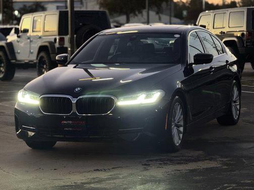 2021 BMW 530 530i