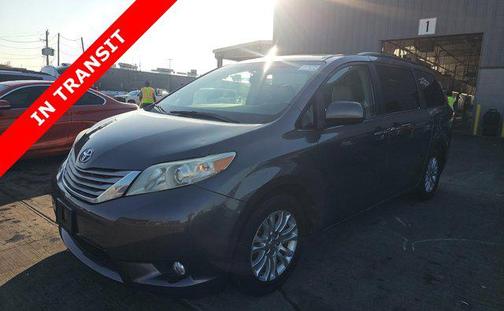 2014 Toyota Sienna XLE