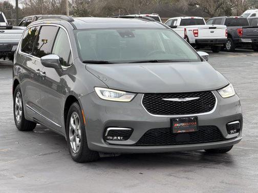 2022 Chrysler Pacifica Limited