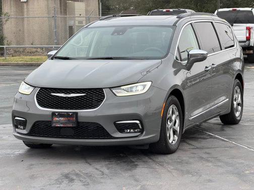 2022 Chrysler Pacifica Limited