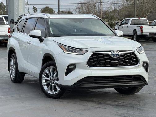 2023 Toyota Highlander Hybrid Limited