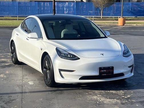 2020 Tesla Model 3 Standard Range Plus