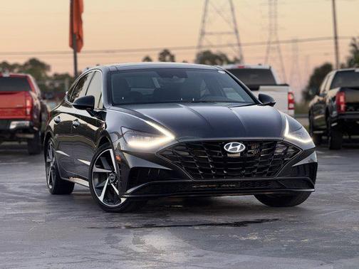 2023 Hyundai SONATA SEL Plus