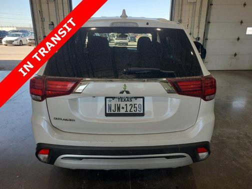 2020 Mitsubishi Outlander ES