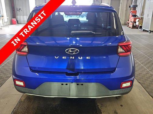 2021 Hyundai VENUE SE