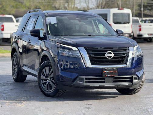 2022 Nissan Pathfinder SV 4WD