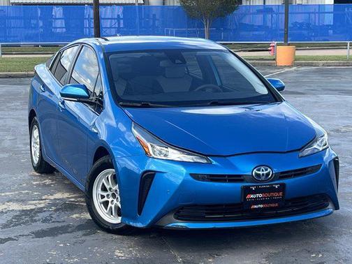 2020 Toyota Prius LE