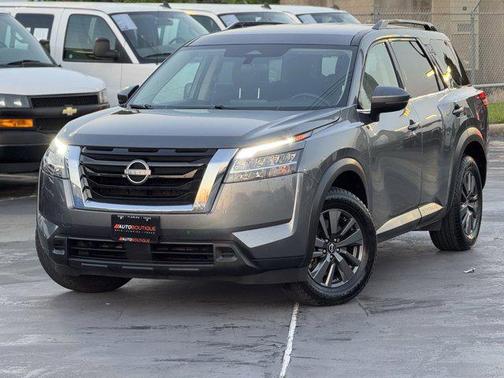 2022 Nissan Pathfinder SV 2WD
