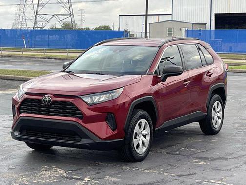 Ruby Flare Pearl 2020 Toyota RAV4 LE