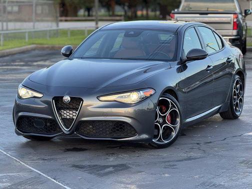 2022 Alfa Romeo Giulia Ti