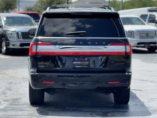 2019 Lincoln Navigator Black Label