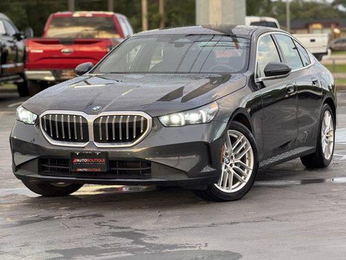 2025 BMW 530 i