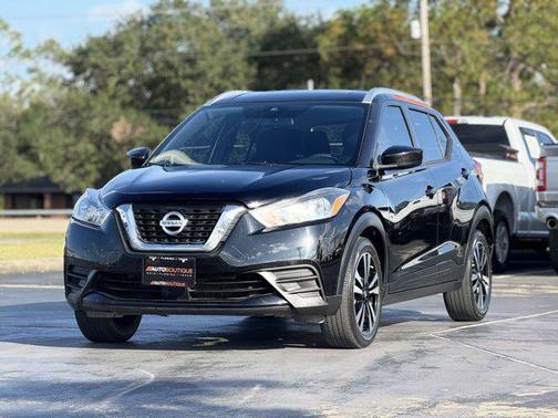 2020 Nissan Kicks SV