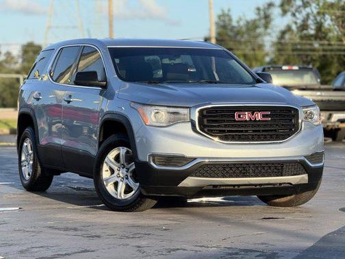 2017 GMC Acadia SLE-1