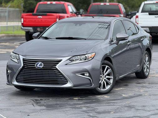 2017 Lexus ES 300h Base