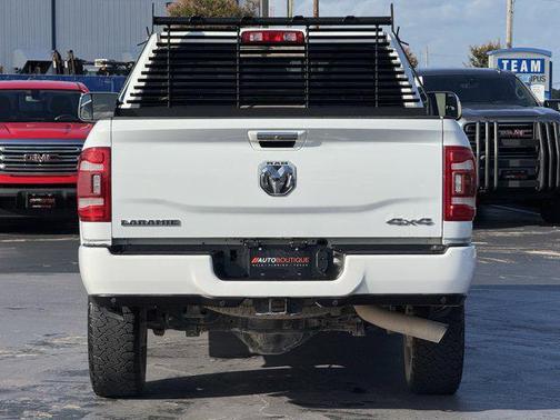 2022 RAM 2500 Laramie Crew Cab 4x4 6'4' Box