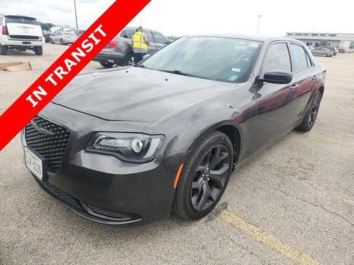 2020 Chrysler 300 Touring