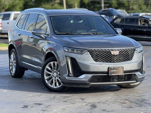 2022 Cadillac XT6 Premium Luxury AWD