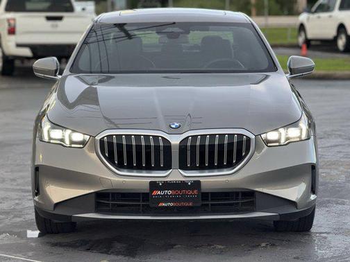 2024 BMW 530 i xDrive