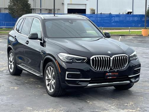Black 2023 BMW X5 PHEV xDrive45e