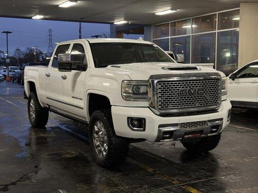 2017 GMC Sierra 2500 Denali