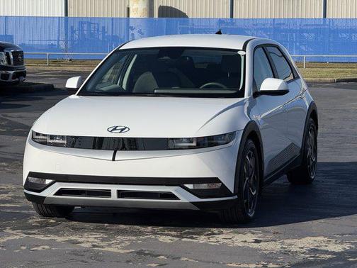 2023 Hyundai IONIQ 5 SE